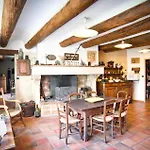 In Nages-et-Solorgues